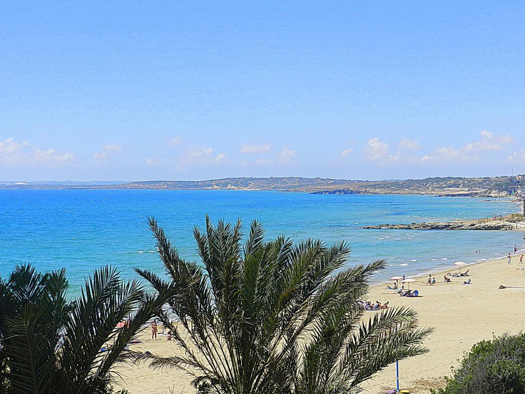 Вилла The White Rocks Lido di Noto Экстерьер фото